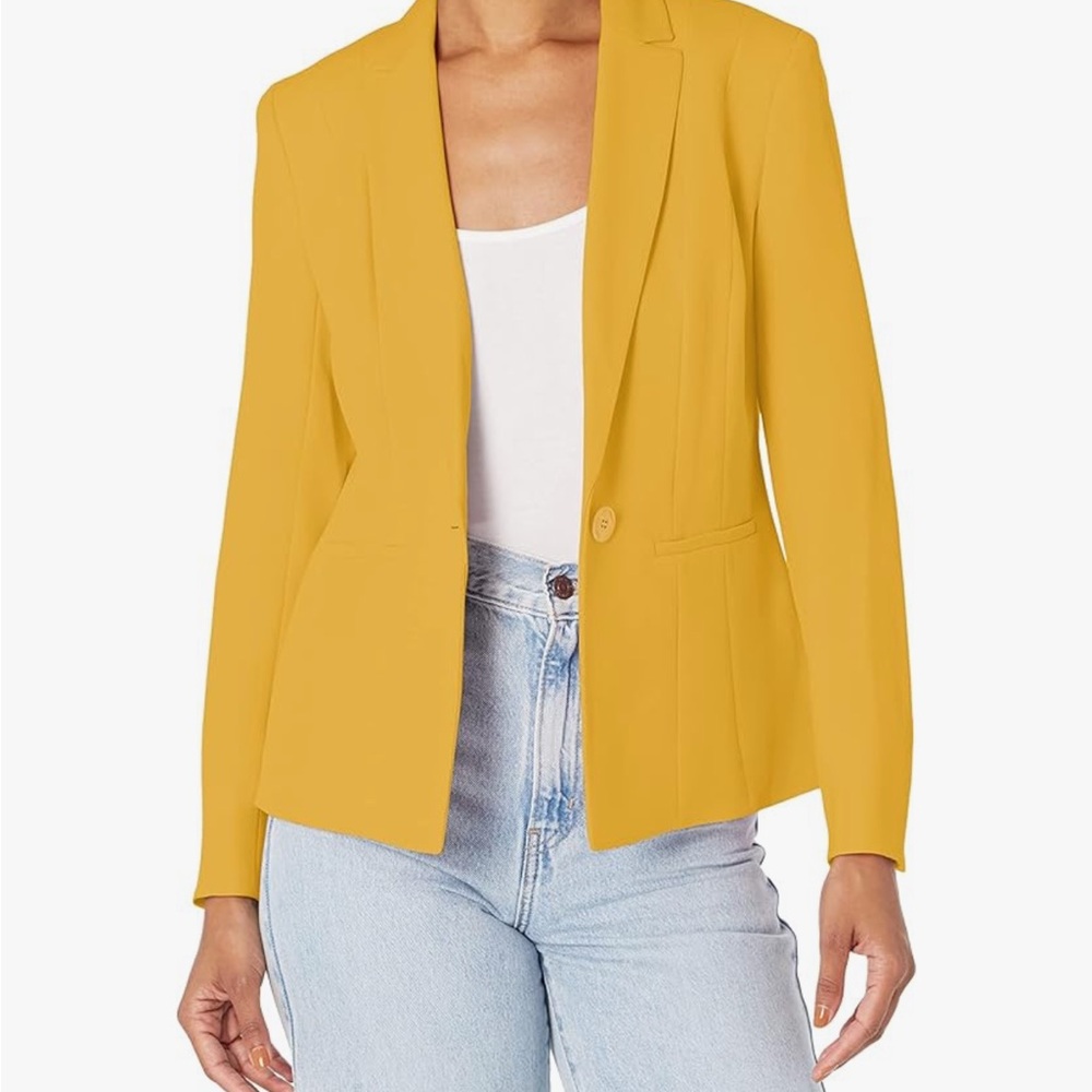 Women's Yellow Blazer by Kasper